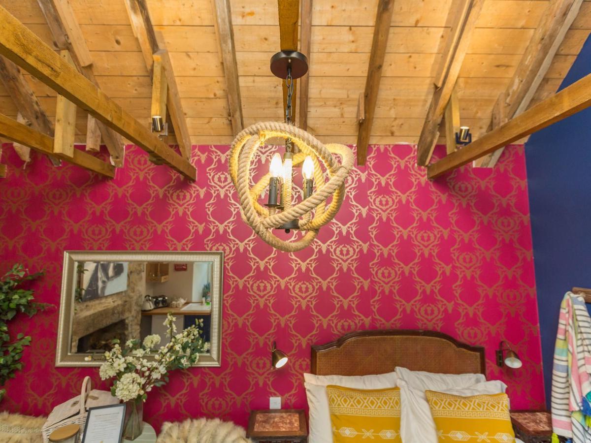 Glamping Bothie Hotel Inverurie Exterior photo